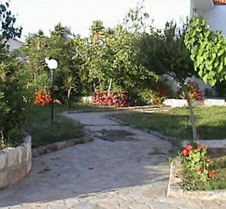 Apart Otel Ammes Livathos (Kefalonia)