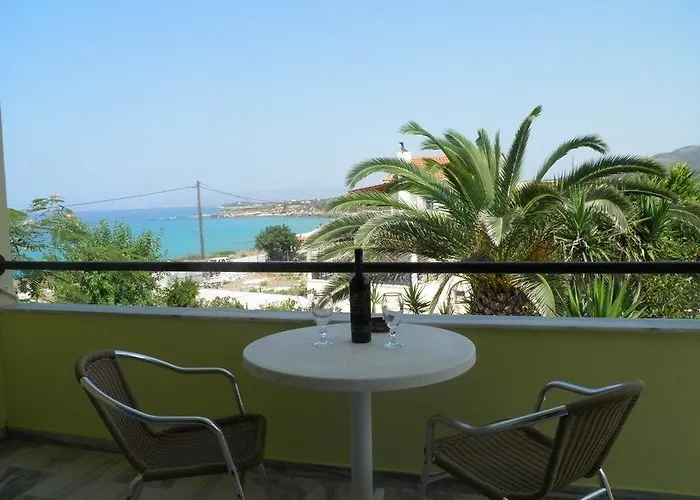 Ammes Aparthotel 3*