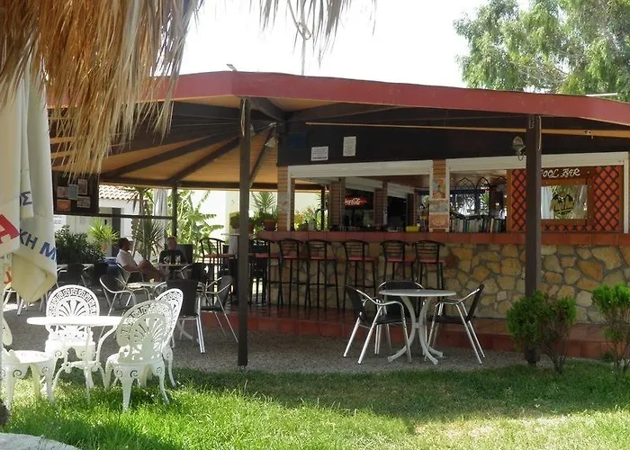 Ammes Aparthotel 3*